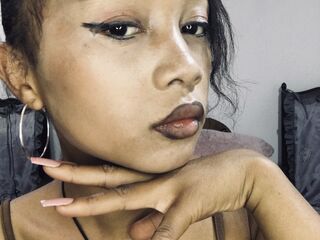 MacuttyMiria's Cam live sex Profile Image