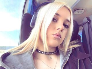 WandaDennett's Teen live cam shows Profile Image